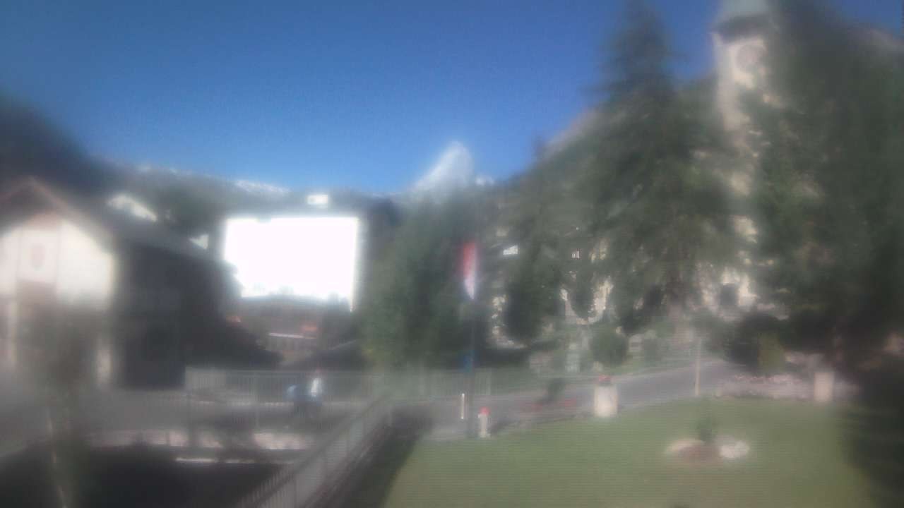 Archived image Webcam Zermatt Church