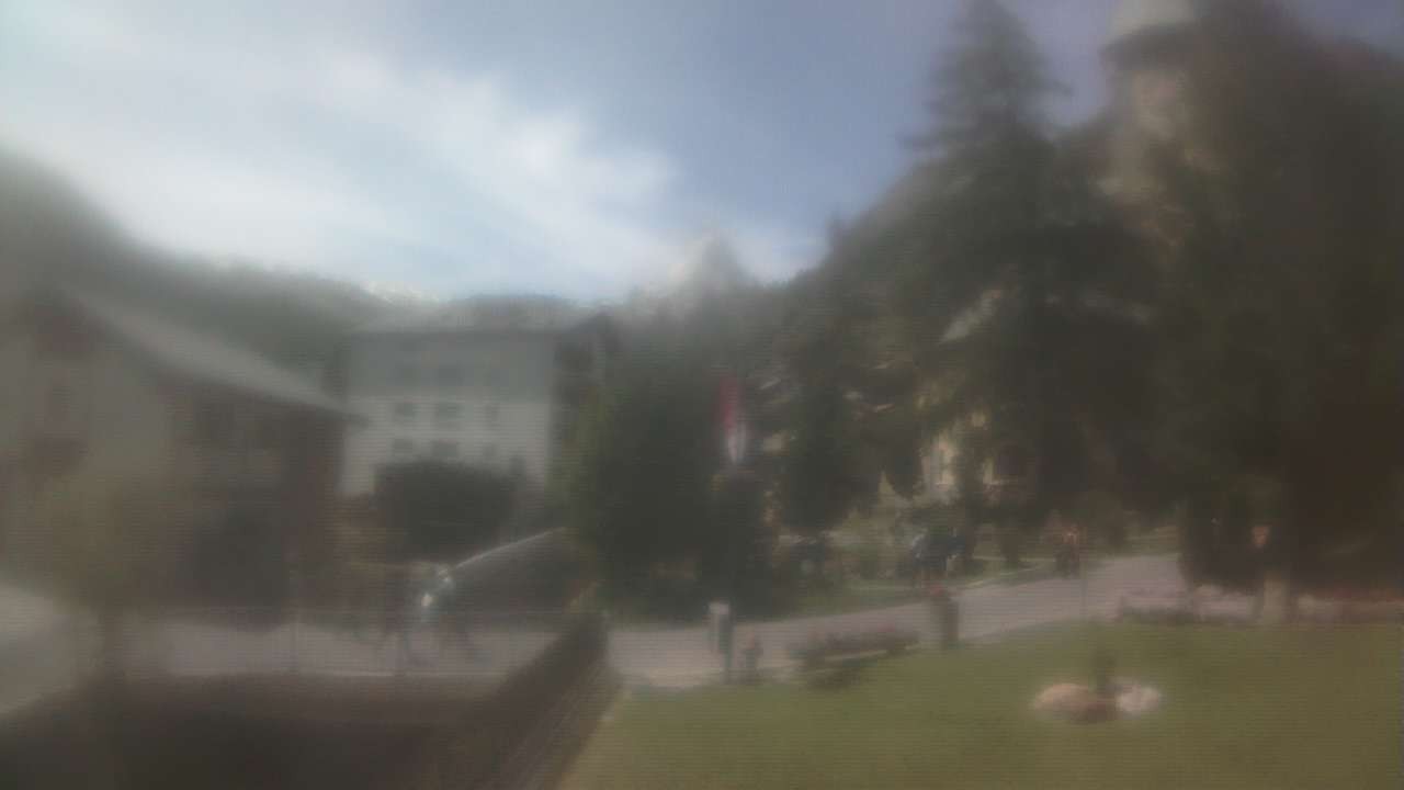 Archiv Foto Webcam Zermatt Kirche