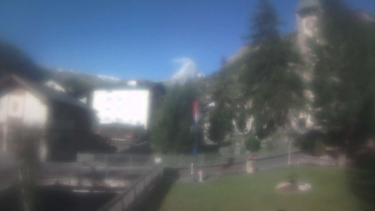 Archiv Foto Webcam Zermatt Kirche