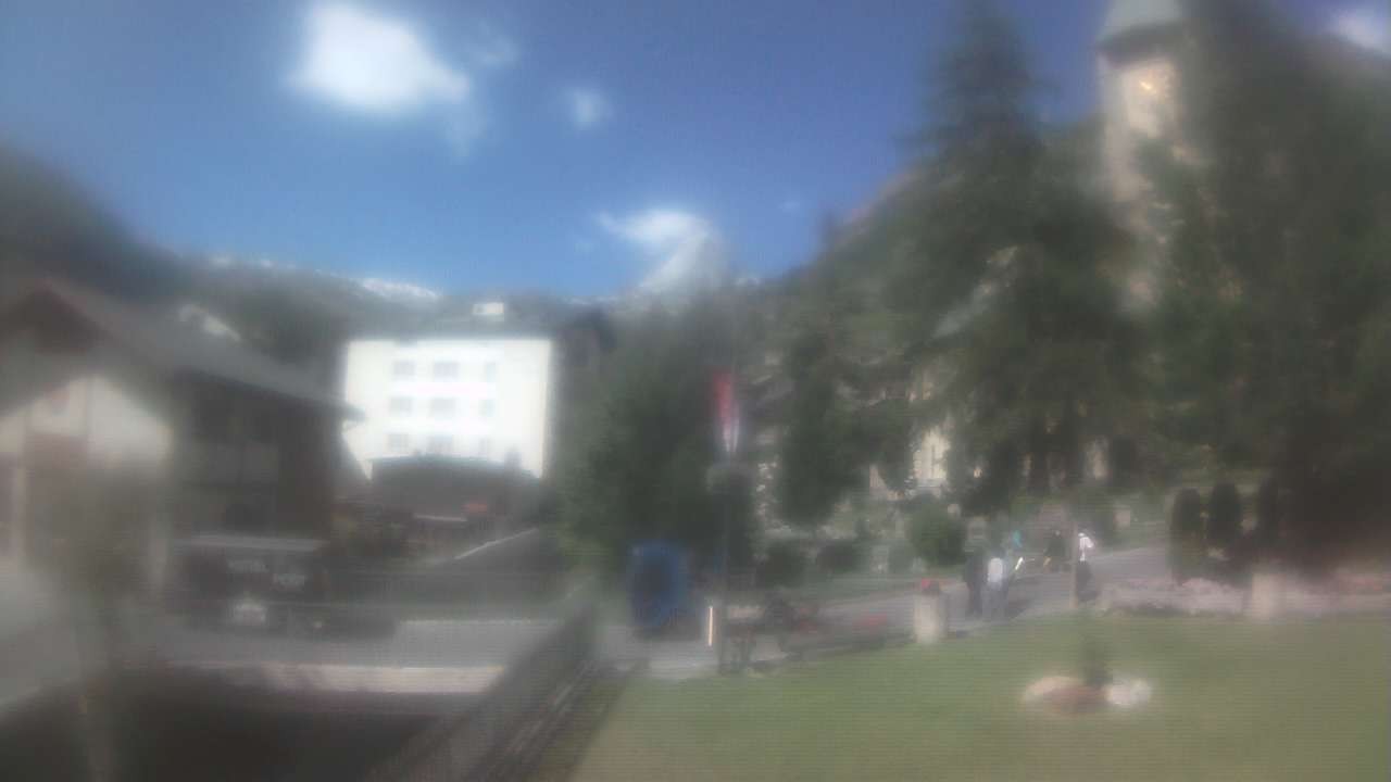 Archiv Foto Webcam Zermatt Kirche