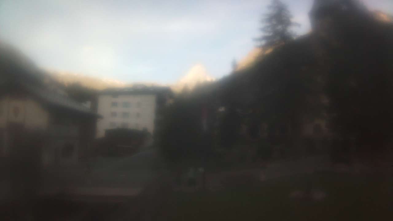 Archiv Foto Webcam Zermatt Kirche