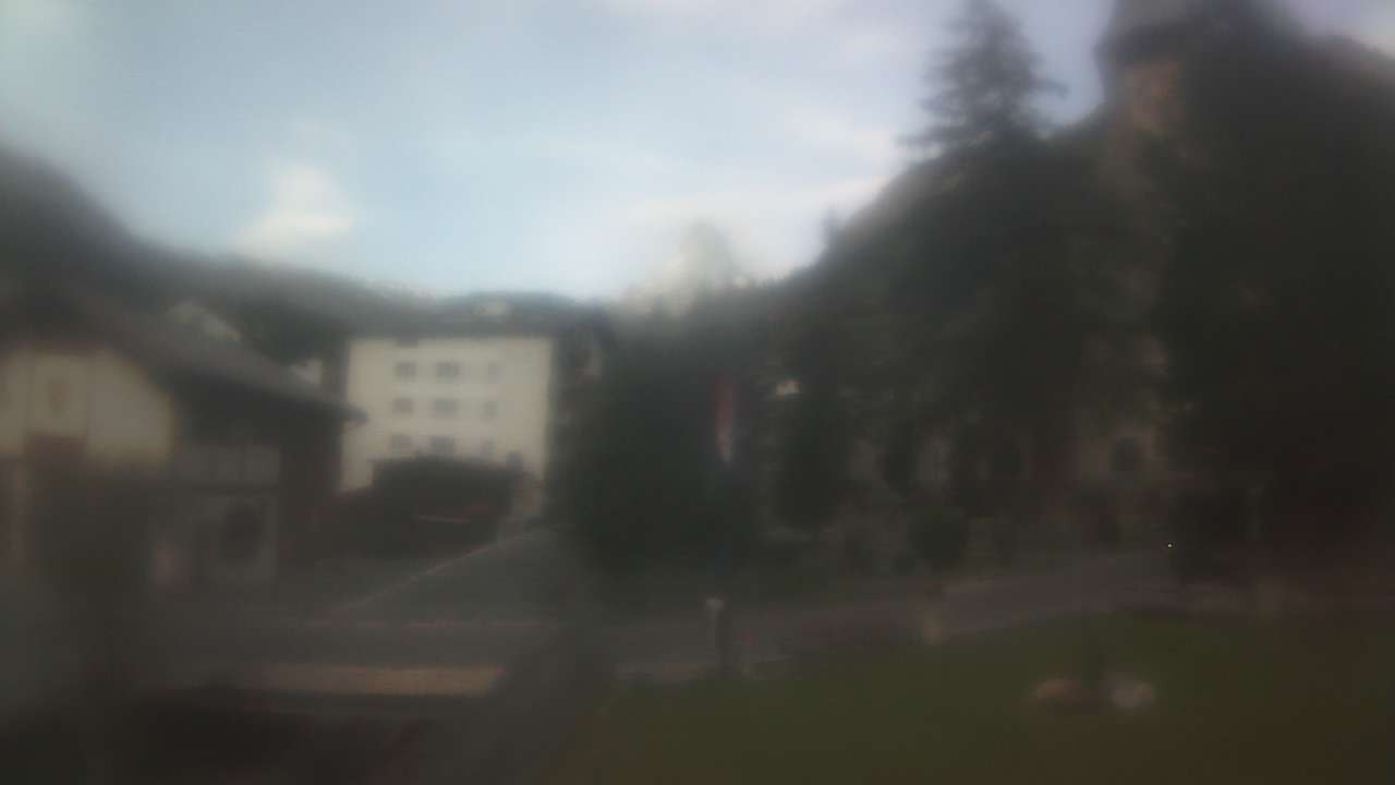 Archiv Foto Webcam Zermatt Kirche
