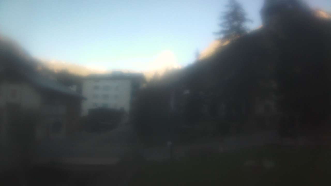 Archiv Foto Webcam Zermatt Kirche