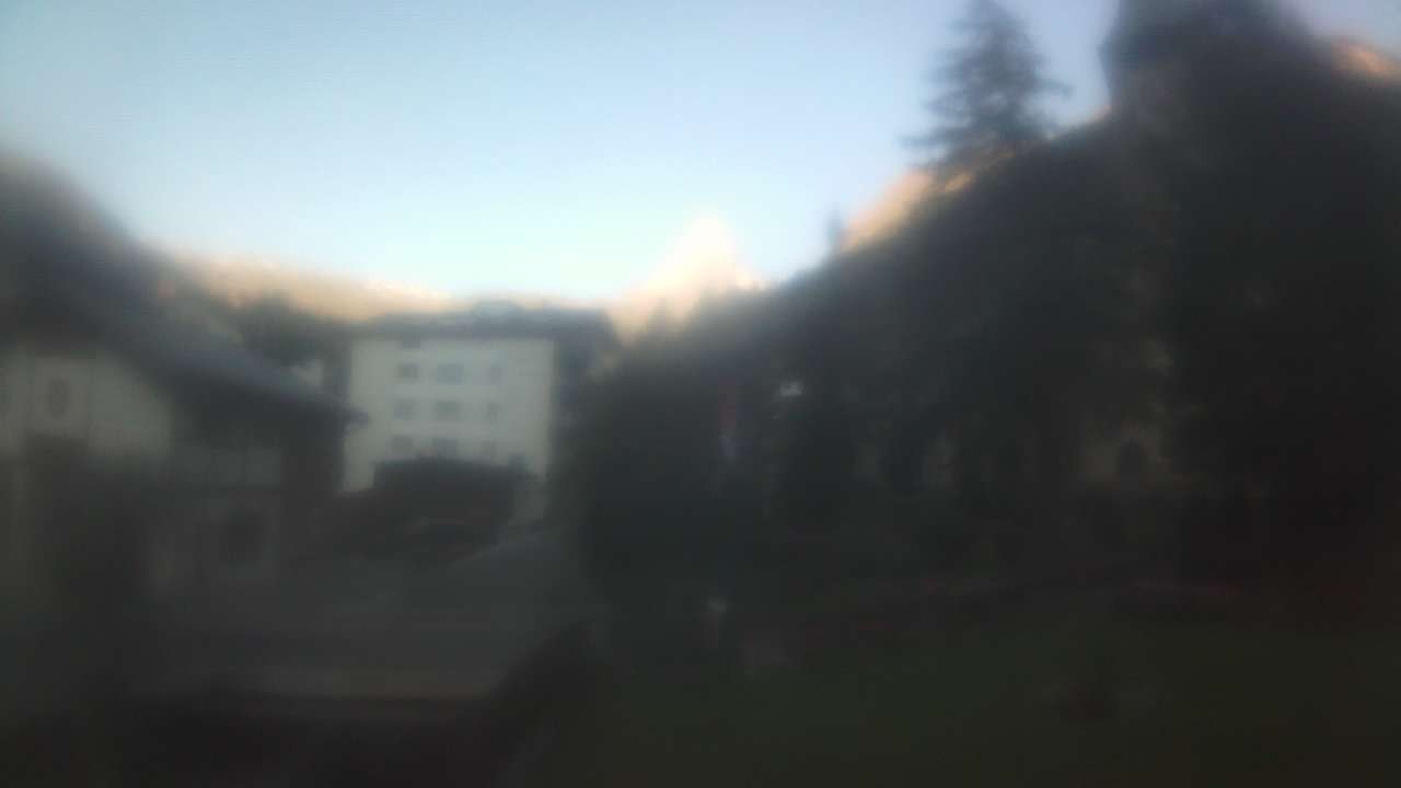 Archiv Foto Webcam Zermatt Kirche