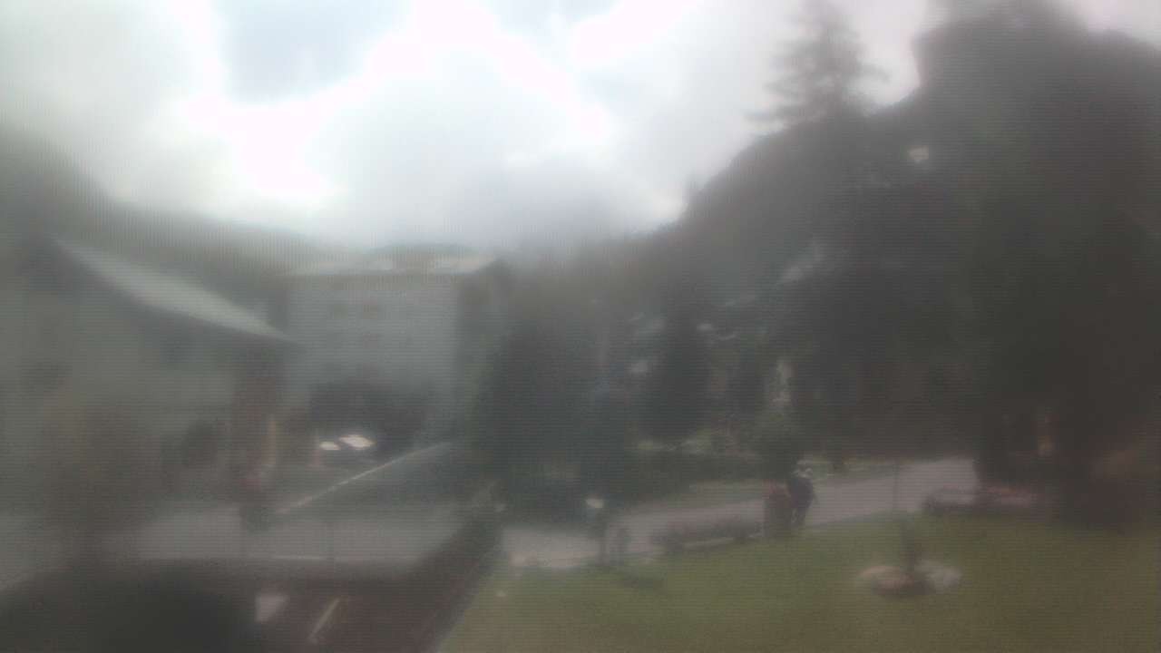 Archiv Foto Webcam Zermatt Kirche