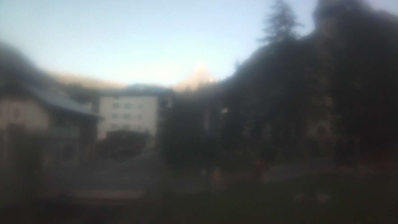 Archiv Foto Webcam Zermatt Kirche