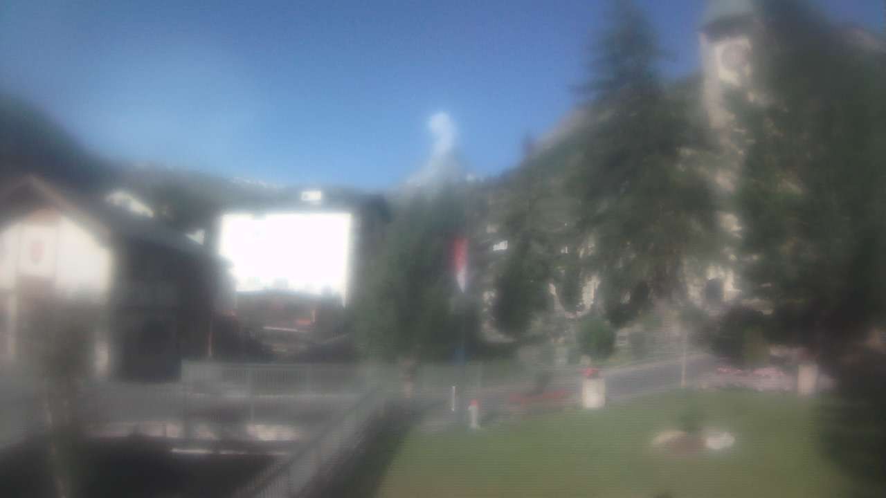 Archiv Foto Webcam Zermatt Kirche