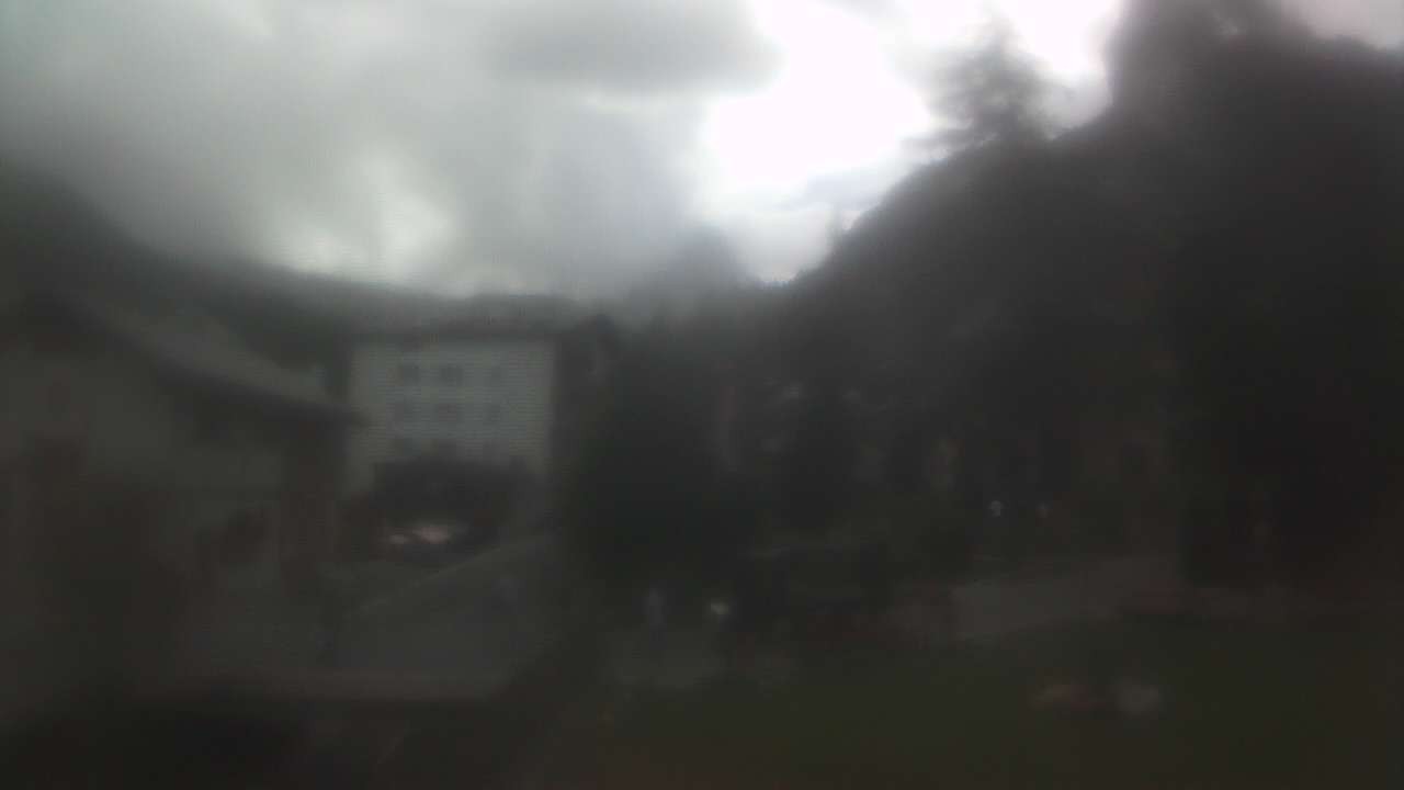 Archiv Foto Webcam Zermatt Kirche