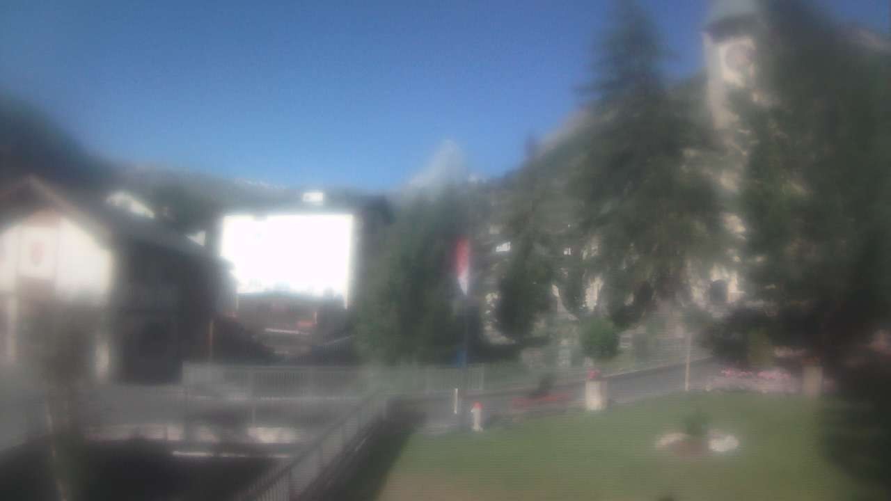 Archiv Foto Webcam Zermatt Kirche