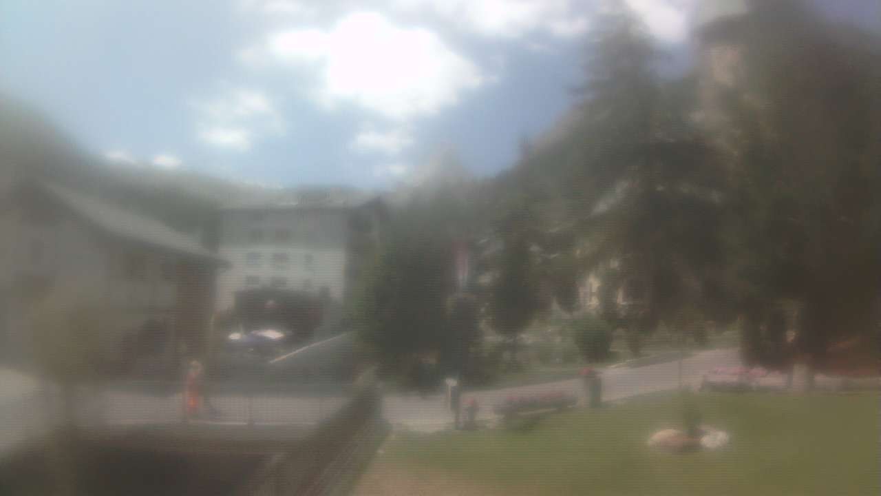 Archiv Foto Webcam Zermatt Kirche
