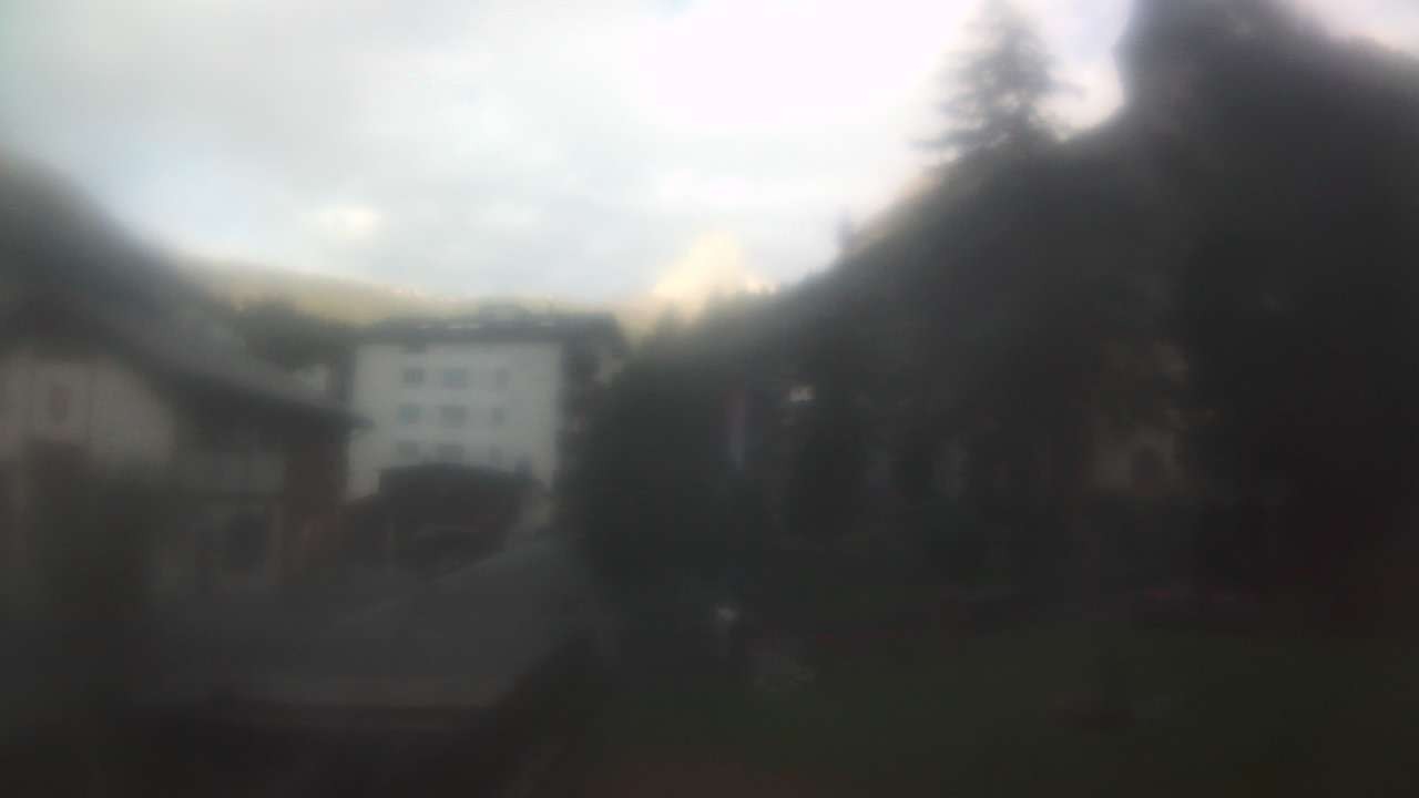 Archiv Foto Webcam Zermatt Kirche