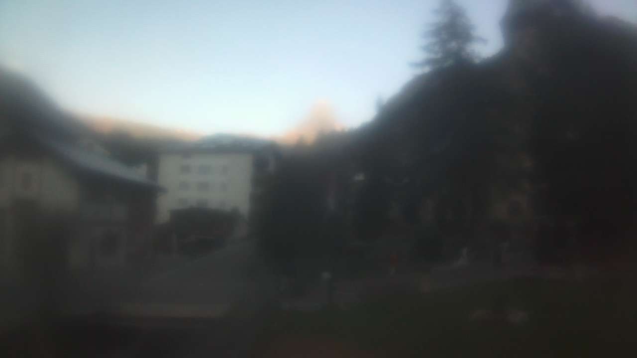 Archived image Webcam Zermatt Church