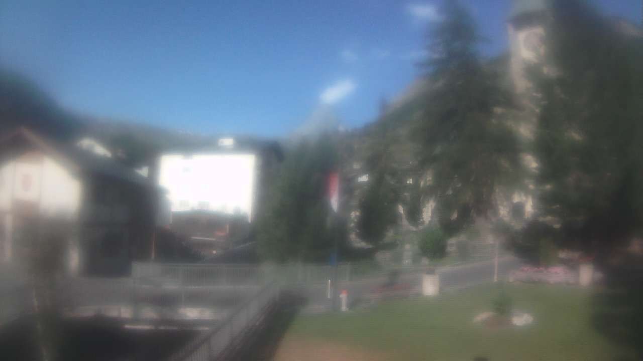 Archived image Webcam Zermatt Church
