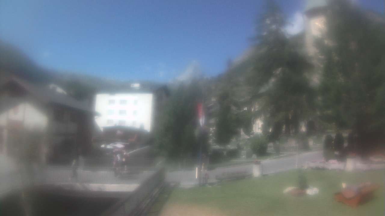 Archiv Foto Webcam Zermatt Kirche