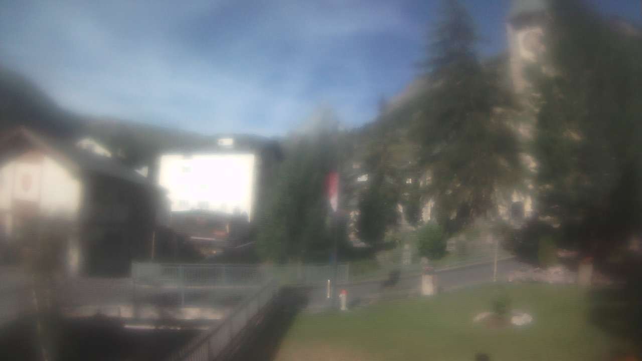 Archiv Foto Webcam Zermatt Kirche