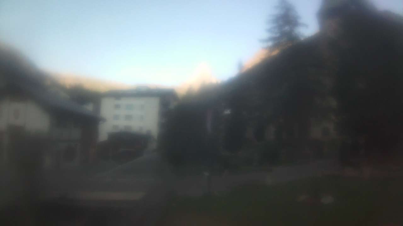 Archived image Webcam Zermatt Church