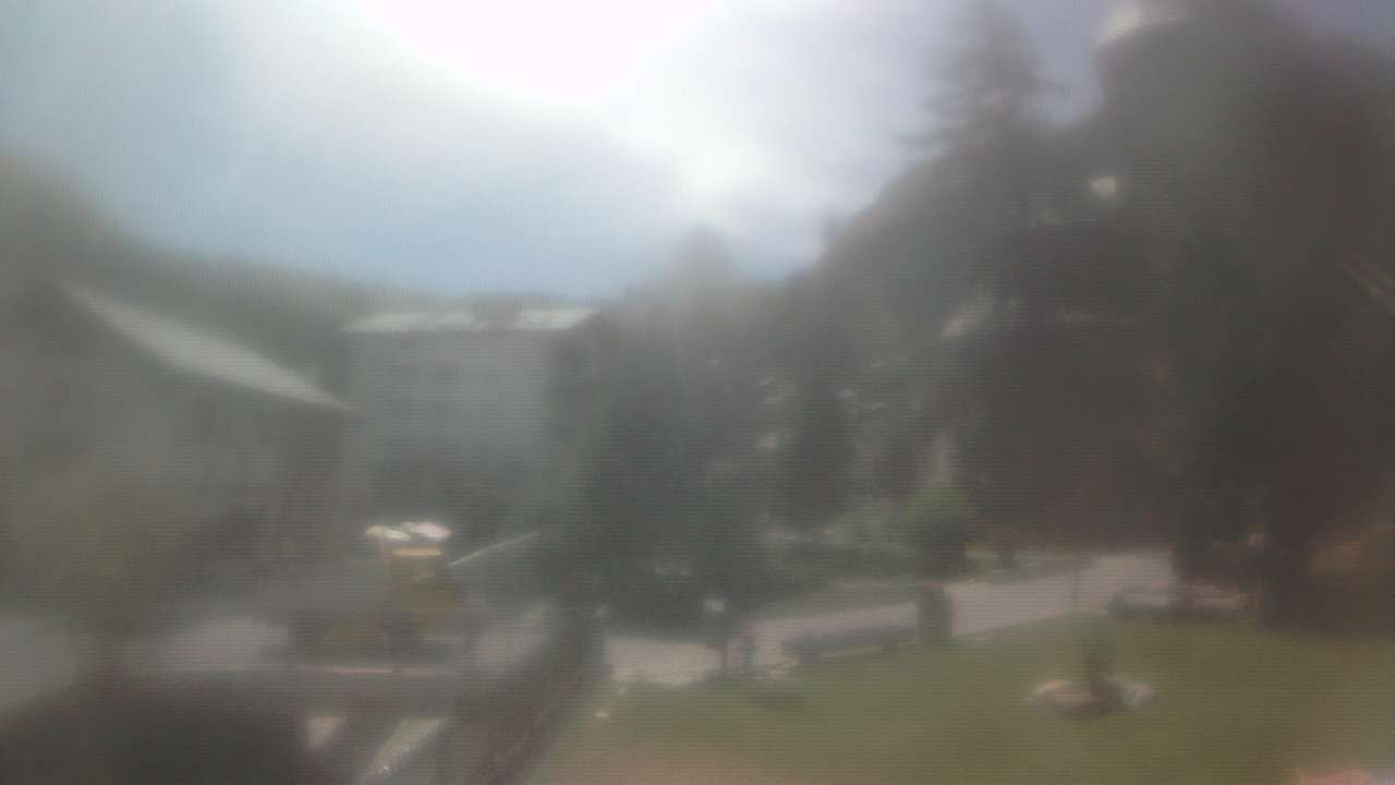 Archived image Webcam Zermatt Church