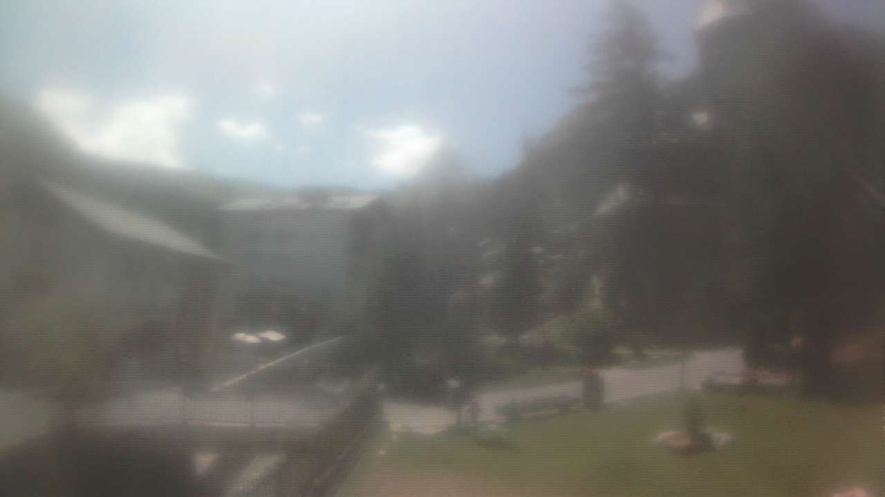 Archiv Foto Webcam Zermatt Kirche