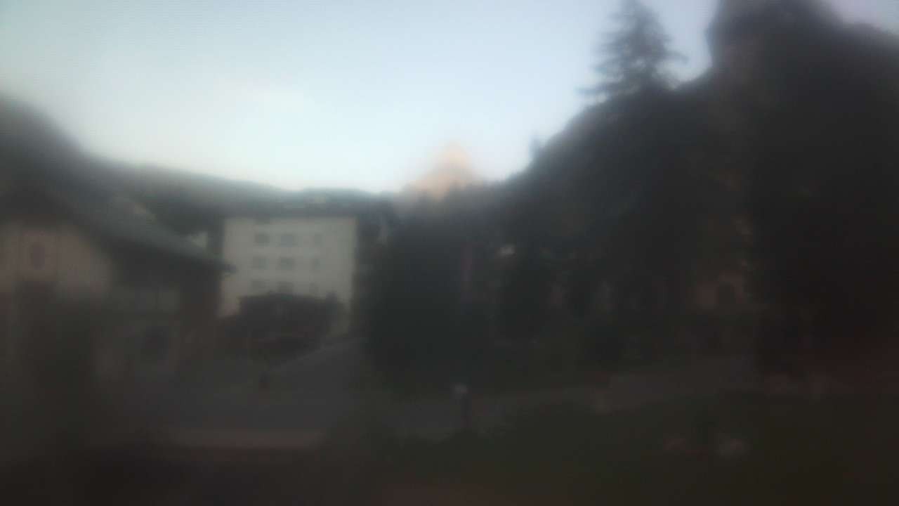 Archiv Foto Webcam Zermatt Kirche
