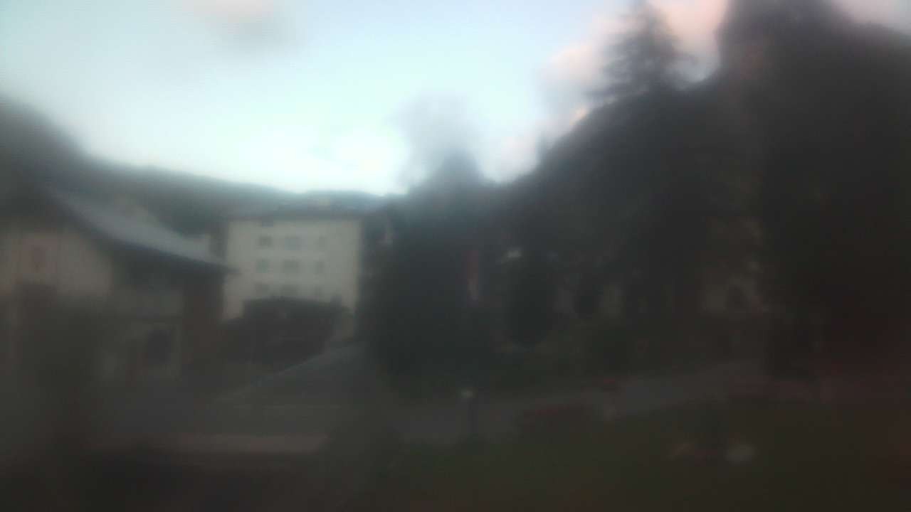Archived image Webcam Zermatt Church