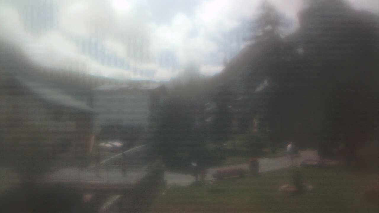 Archiv Foto Webcam Zermatt Kirche
