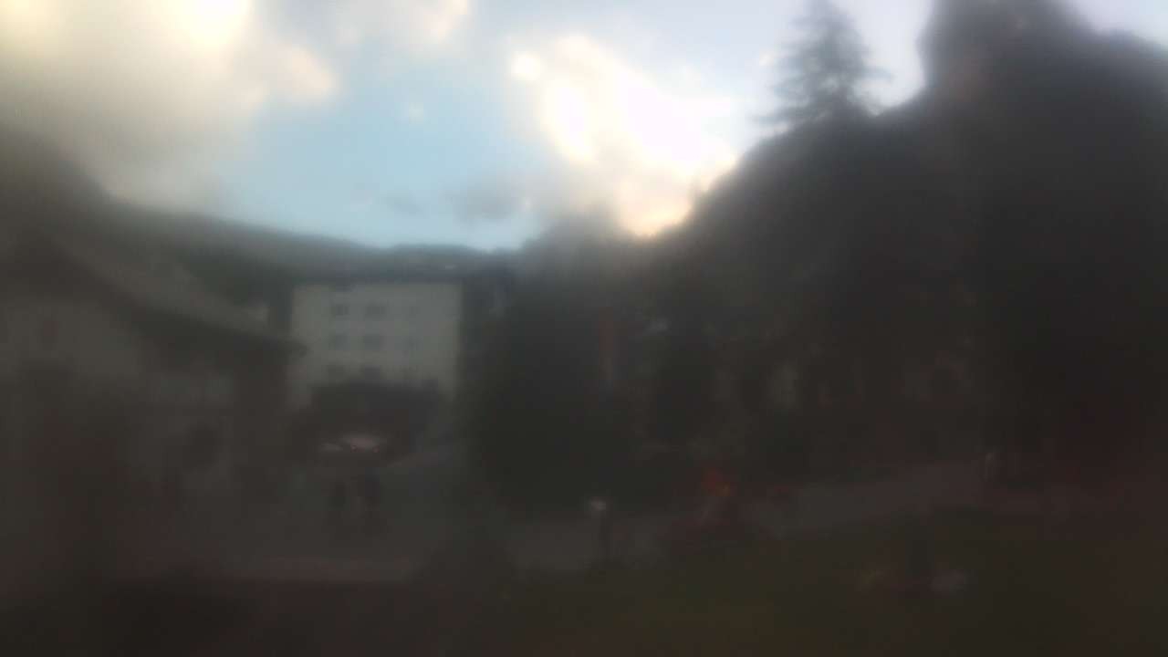 Archiv Foto Webcam Zermatt Kirche