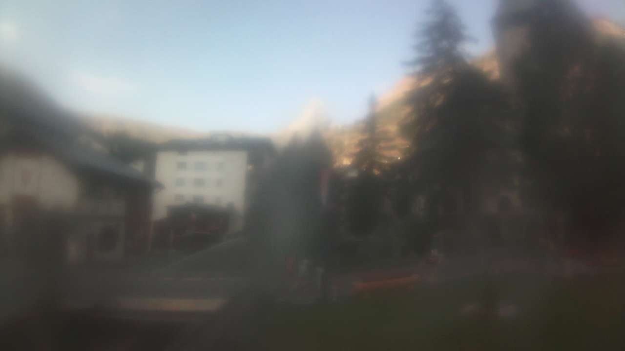 Archiv Foto Webcam Zermatt Kirche