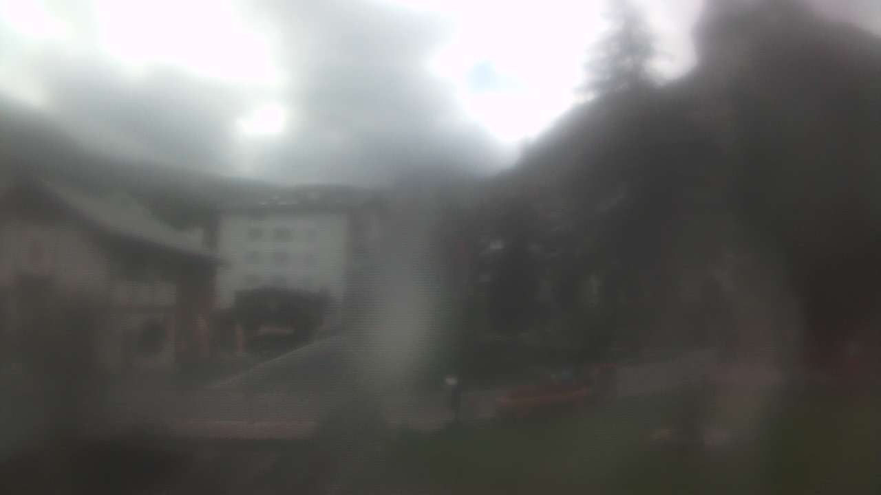 Archiv Foto Webcam Zermatt Kirche
