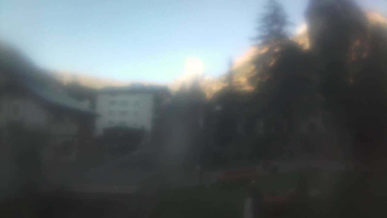 Archived image Webcam Zermatt Church