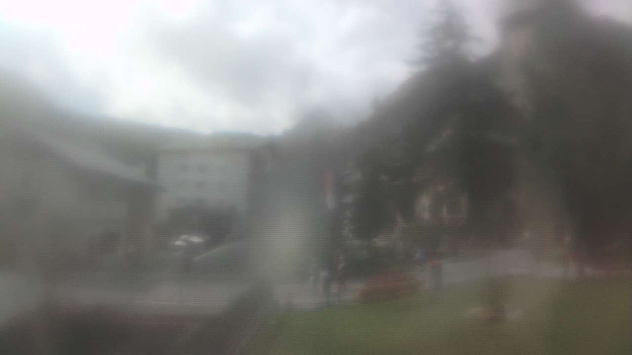 Archiv Foto Webcam Zermatt Kirche