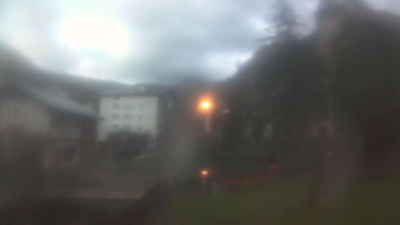 Archiv Foto Webcam Zermatt Kirche