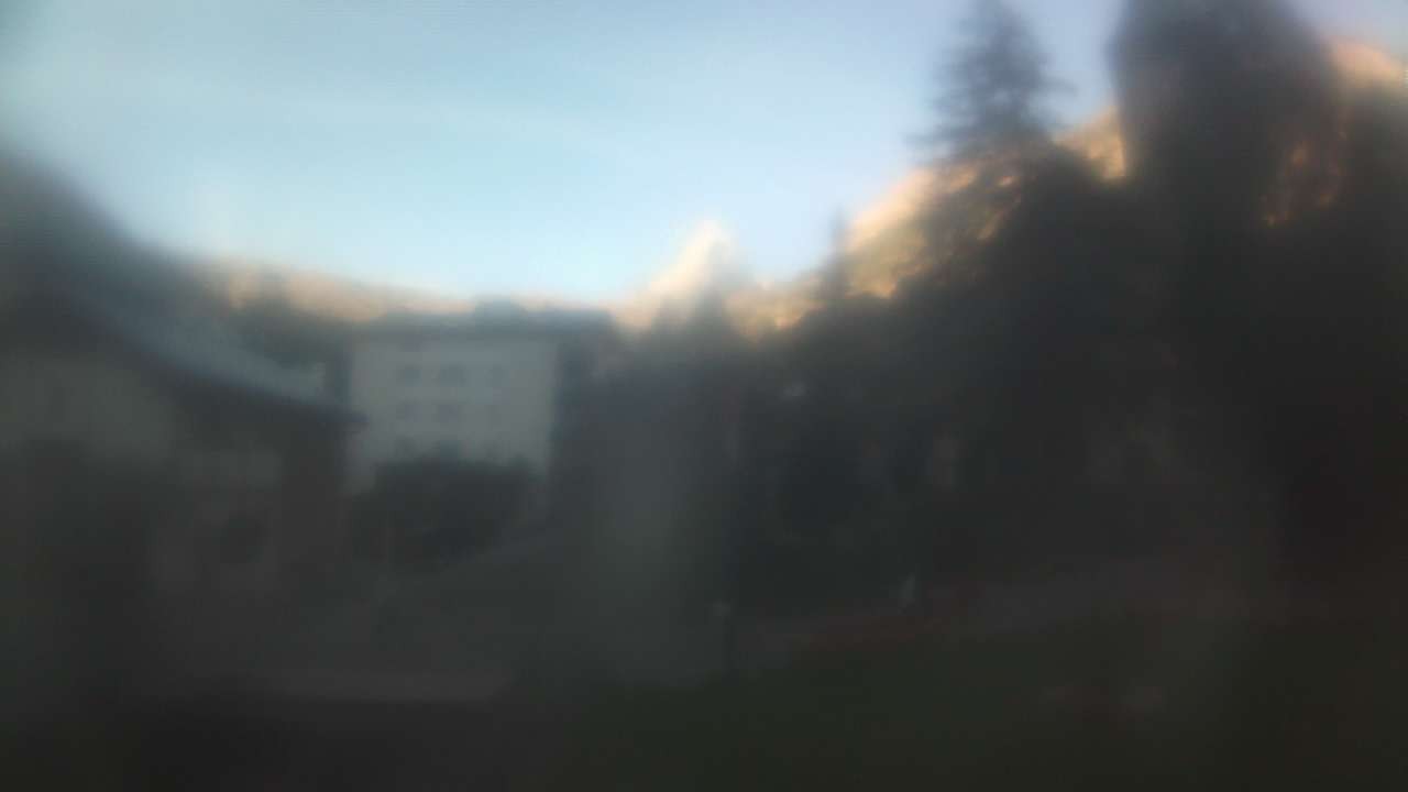 Archived image Webcam Zermatt Church