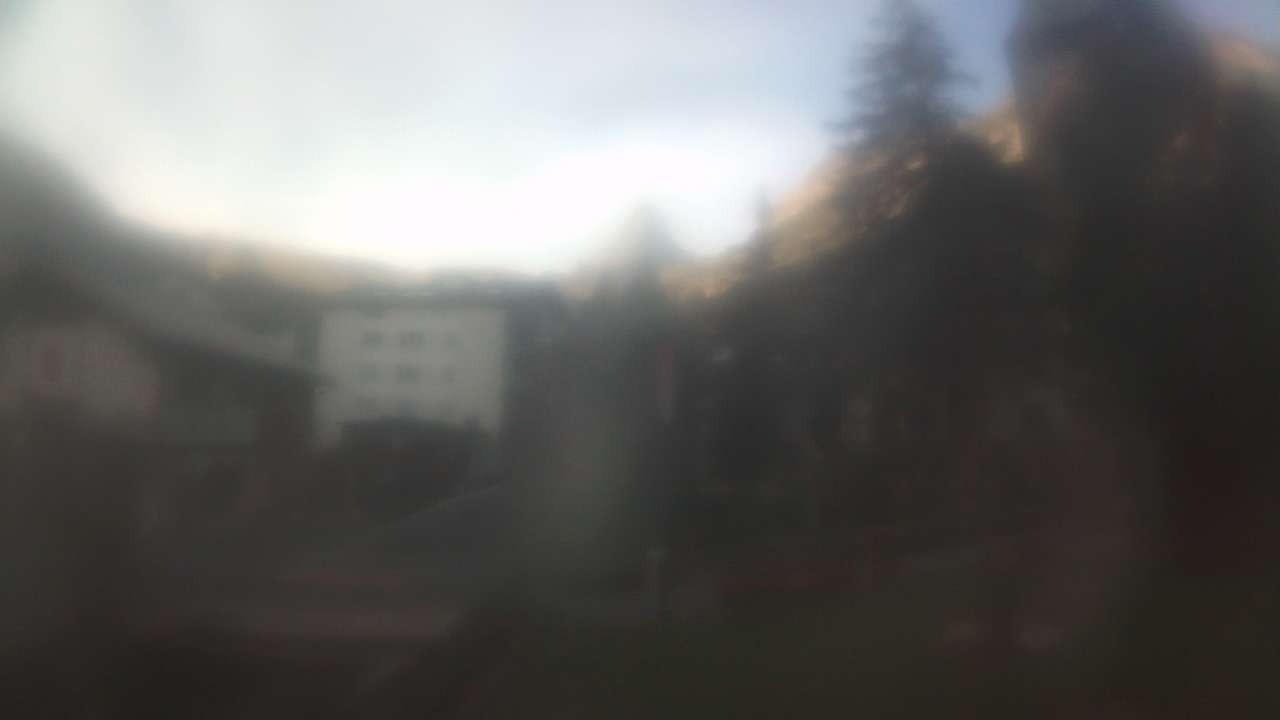 Archiv Foto Webcam Zermatt Kirche