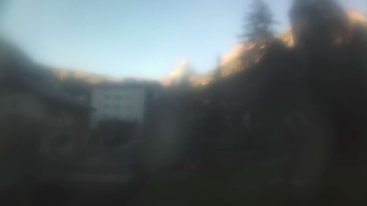 Archiv Foto Webcam Zermatt Kirche