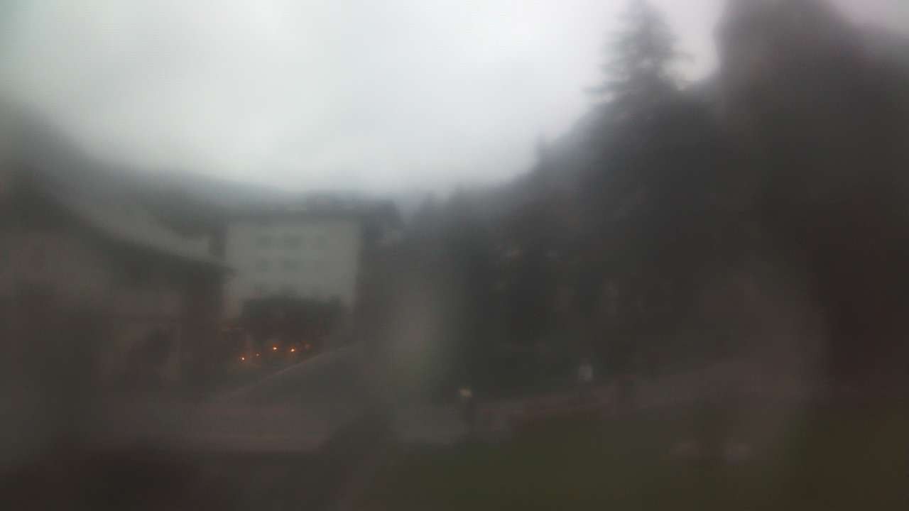 Archiv Foto Webcam Zermatt Kirche