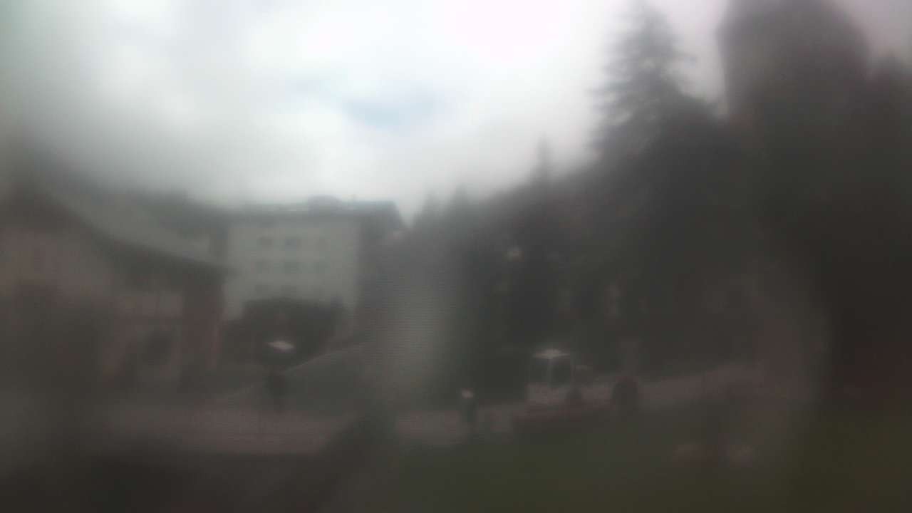 Archived image Webcam Zermatt Church