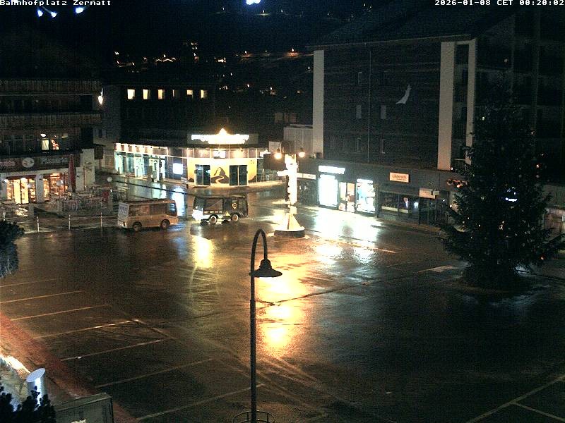 Archived image Webcam Zermatt Railway station