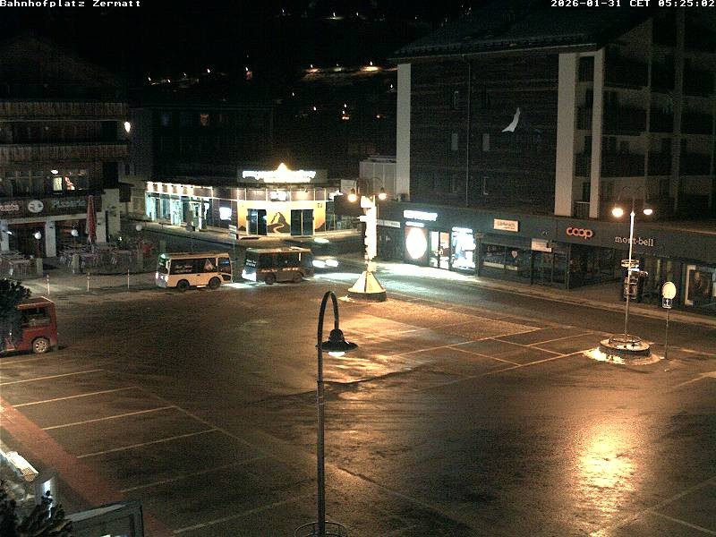 Archived image Webcam Zermatt Railway station