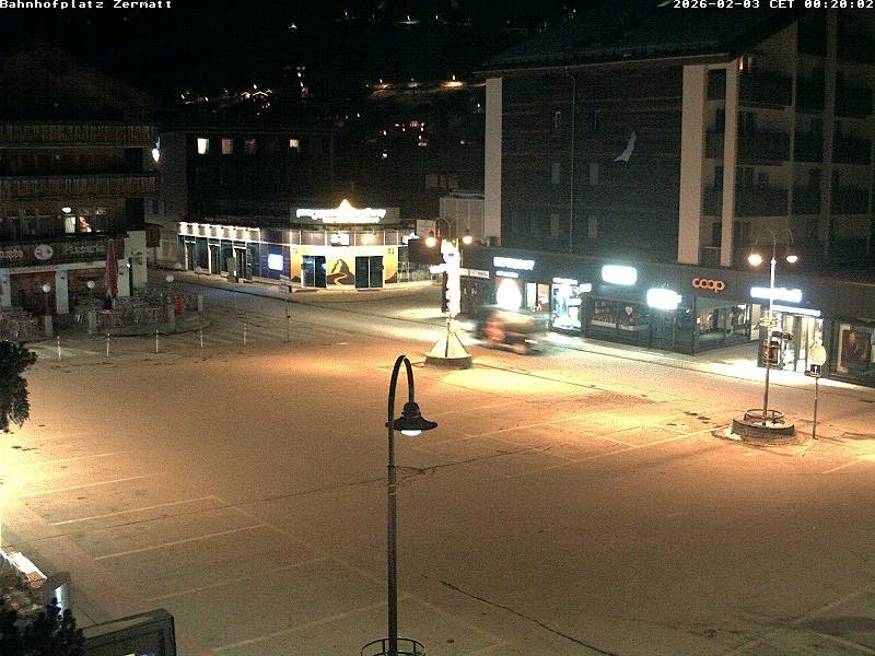 Archived image Webcam Zermatt Railway station