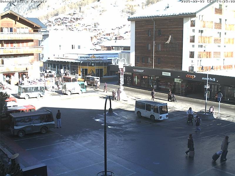 Archived image Webcam Zermatt Railway station
