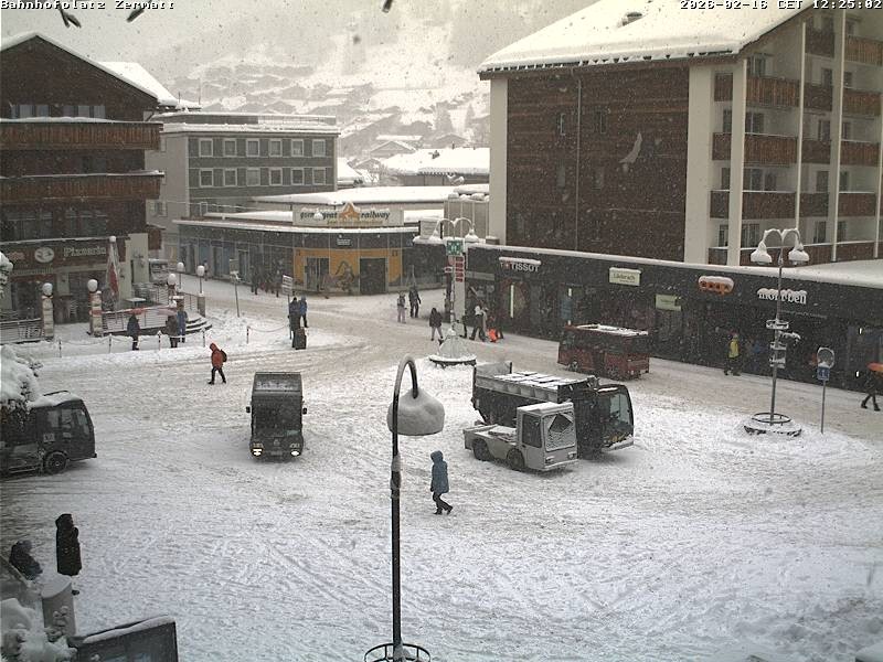 Archived image Webcam Zermatt Railway station