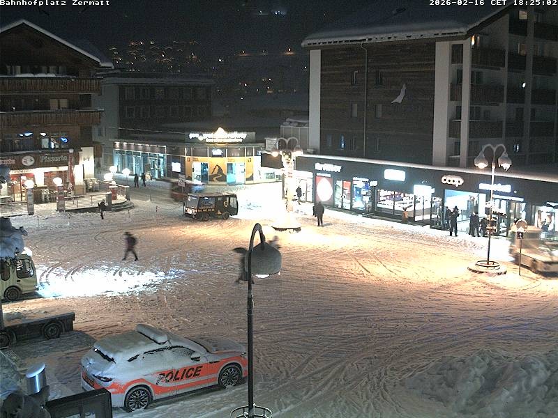 Archived image Webcam Zermatt Railway station
