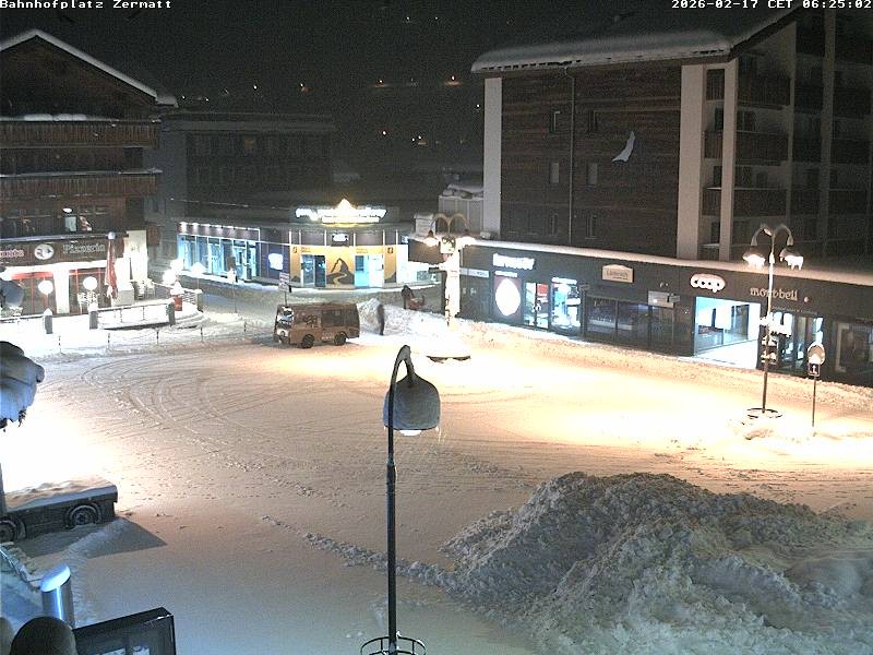 Archived image Webcam Zermatt Railway station