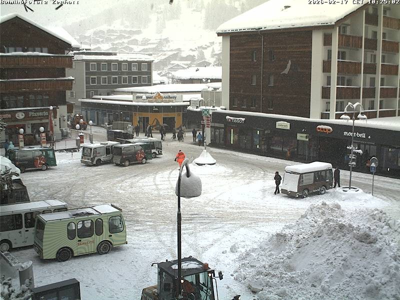 Archived image Webcam Zermatt Railway station