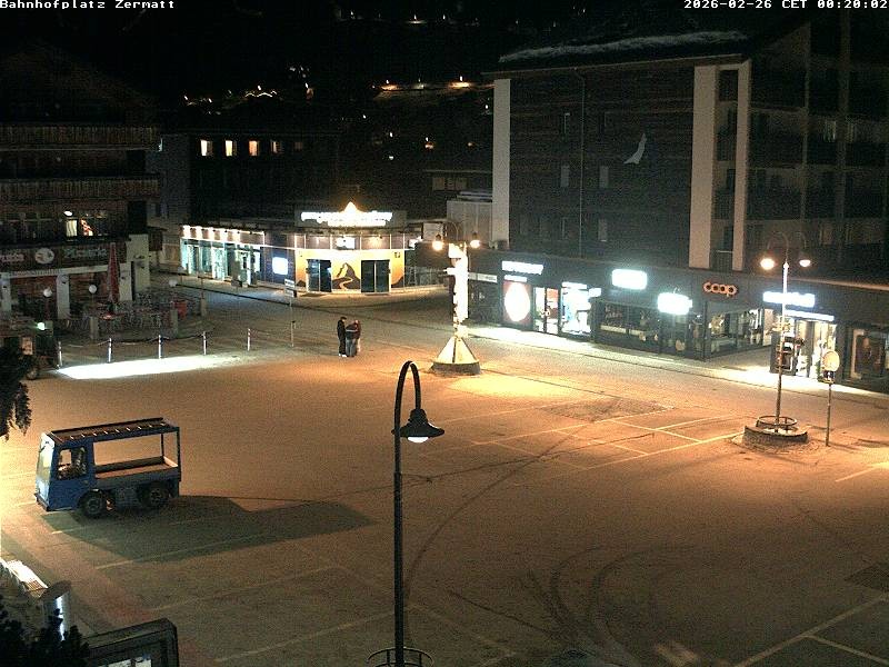 Archived image Webcam Zermatt Railway station