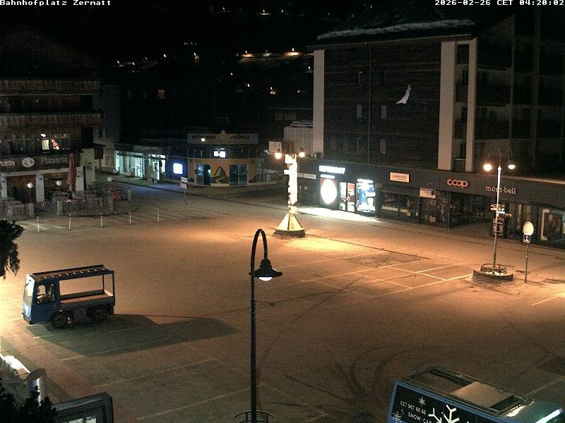 Archived image Webcam Zermatt Railway station