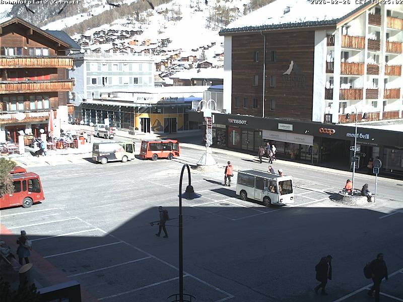 Archived image Webcam Zermatt Railway station