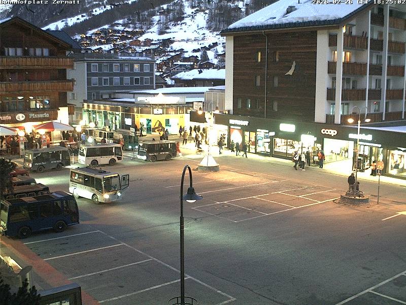 Archived image Webcam Zermatt Railway station