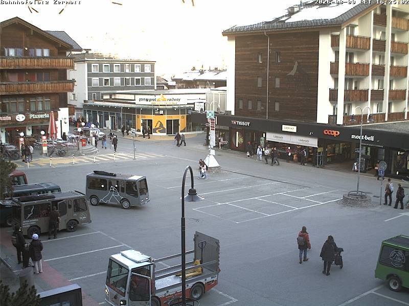 Archived image Webcam Zermatt Railway station