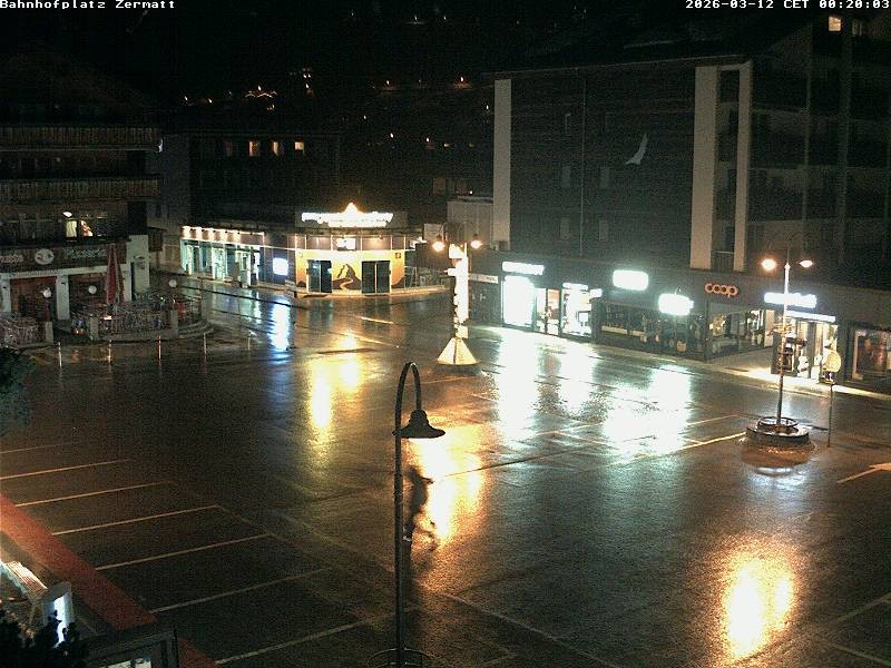 Archived image Webcam Zermatt Railway station